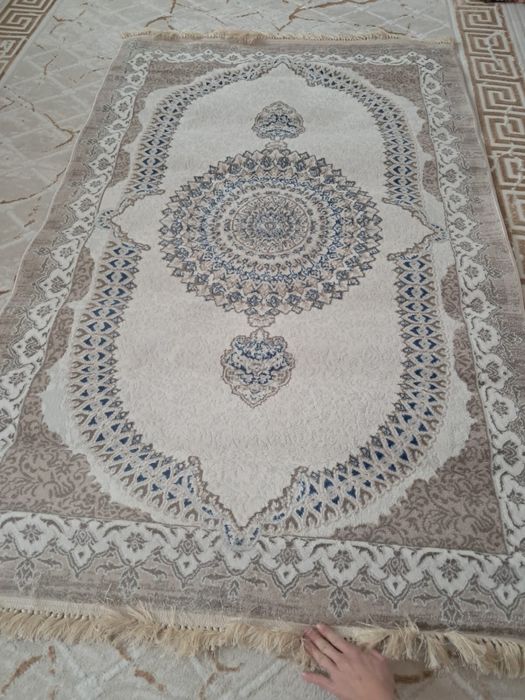 Продам ковер.