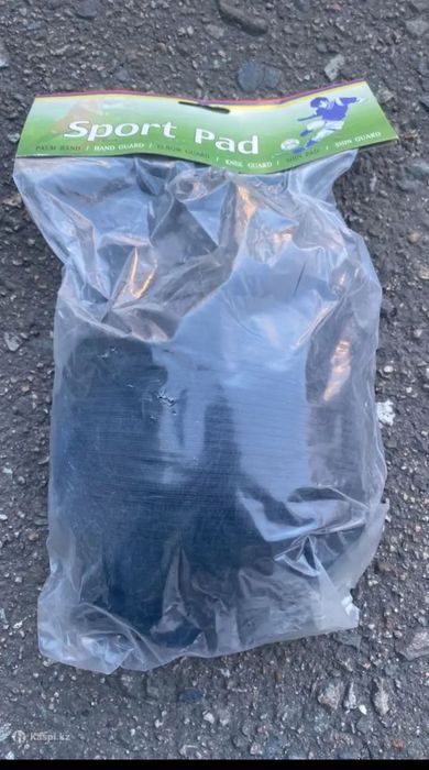 Наколенники для футбола