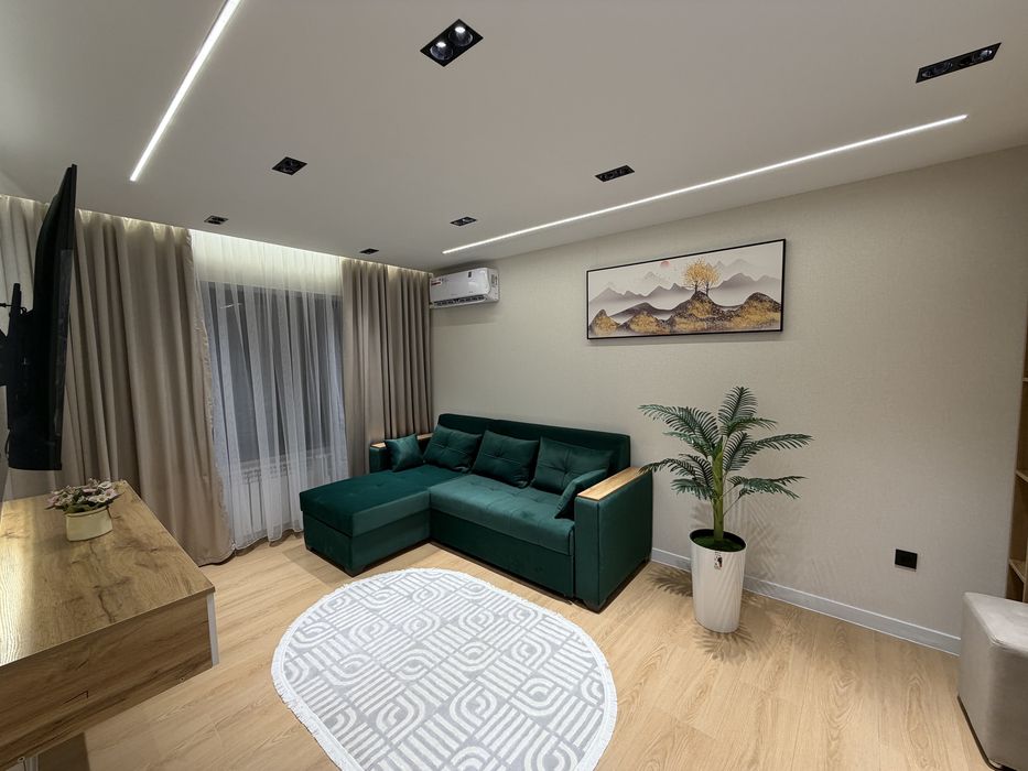С В О Я. Ялангач Теннисные Корты 1/2/5 .кирпичный  Площадь 30м².58000$
