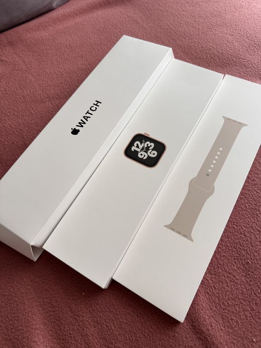 Apple watch SE 40mm Gold aluminiu