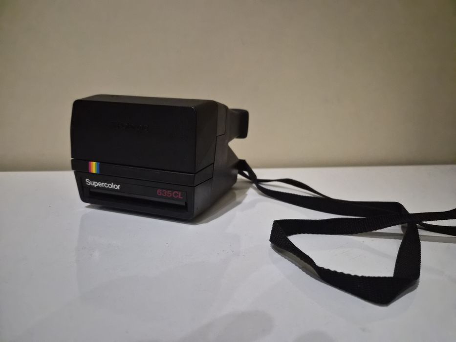 Фотоапарат Polaroid за моментни снимки
