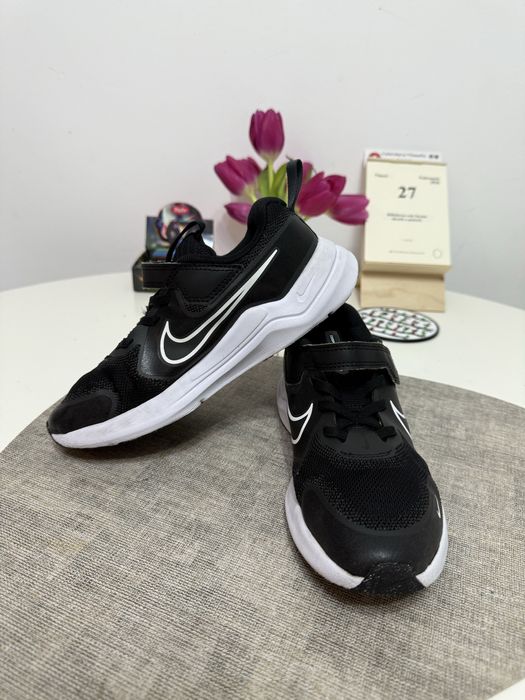 Adidasi Nike Cosmic Runner PSV marime 34