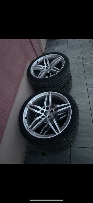 Vand cauciuri cu jante r19