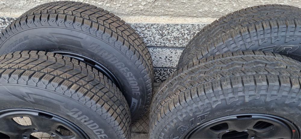 Джанти с гуми за Toyota Hilux 205/80R 16  2012г 6x139.7