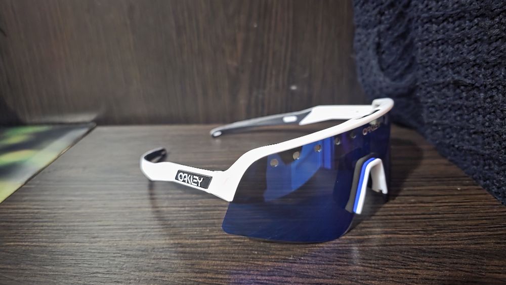 Ochelari Oakley Sutro Sweep sport ciclism alergare
