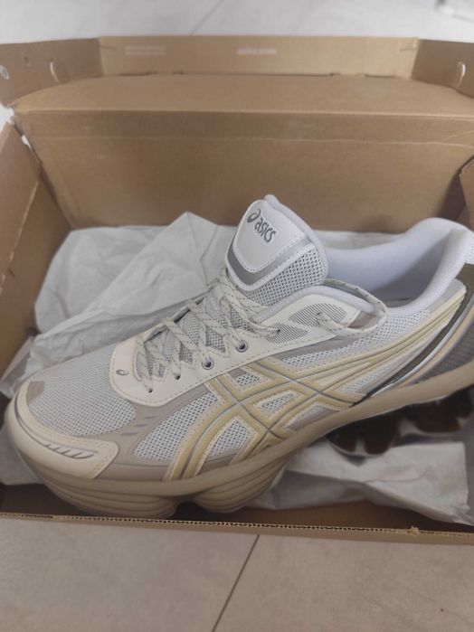 Adidas Asics nou