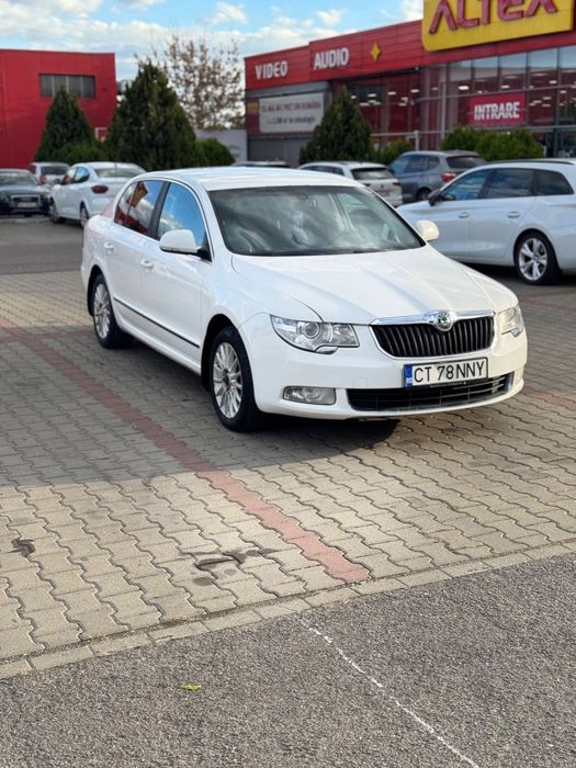 SKODA Superb 2011 — imagine 3