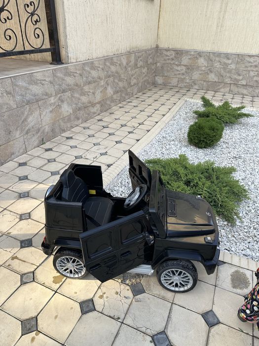 Гелен детский электромобиль