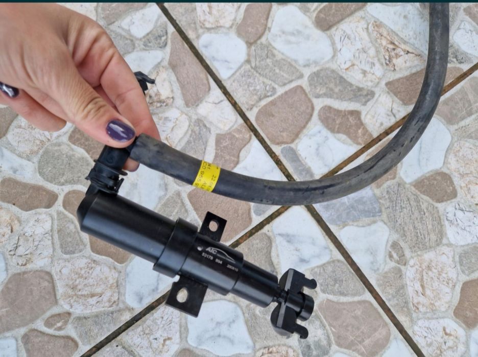 Vând spălător de faruri VW Passat B6