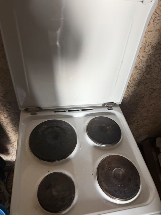 Продам электра плиту