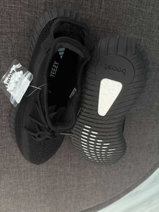 Adidas Yeezy Boost 350