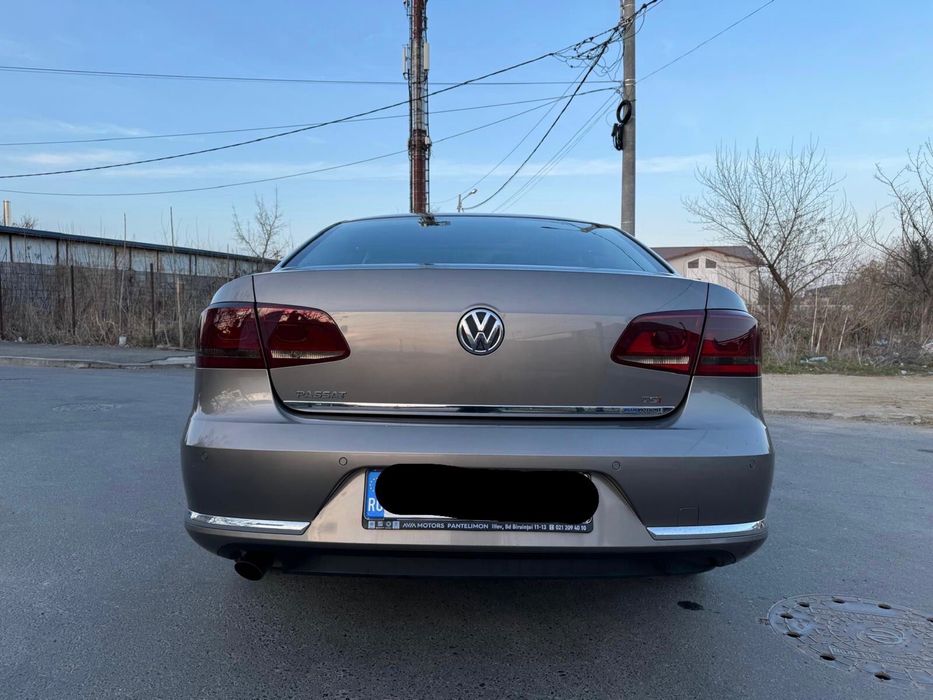 VOLKSWAGEN Passat 2011 — imagine 3