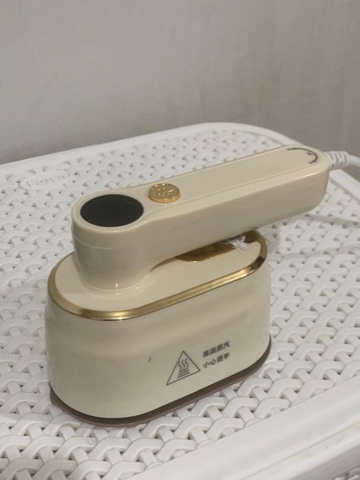 Ручной отпариватель для одежды