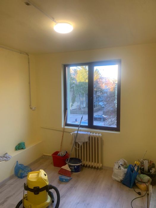 vand garsoniera cluj napoca , cu baie proprie