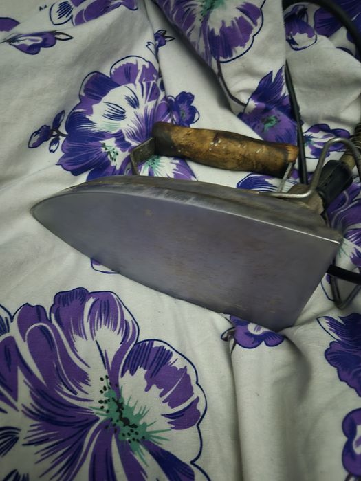 Утюги разные бу срочно