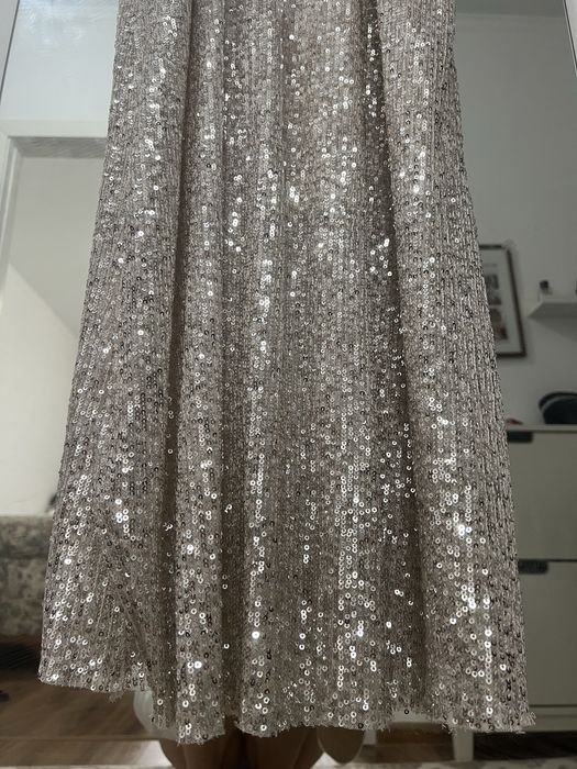 Нарядное платье Stradivarius