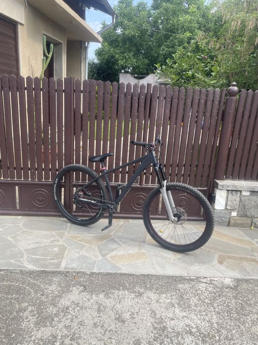 Vand Dirt Jumper