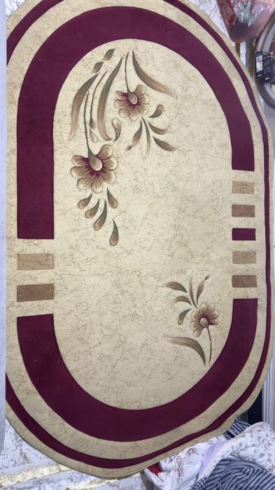 Продается ковёр.