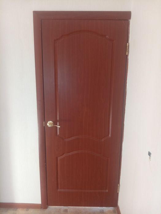 Қолданыста болған қоңыр түсті есіктер сатылады