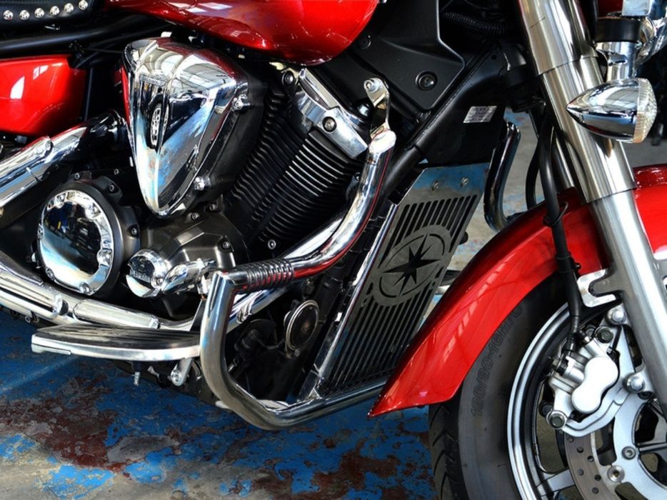 Crash Bar  Yamaha XVS 1300 Midnight / V-Star Highway Bars Engine Guard