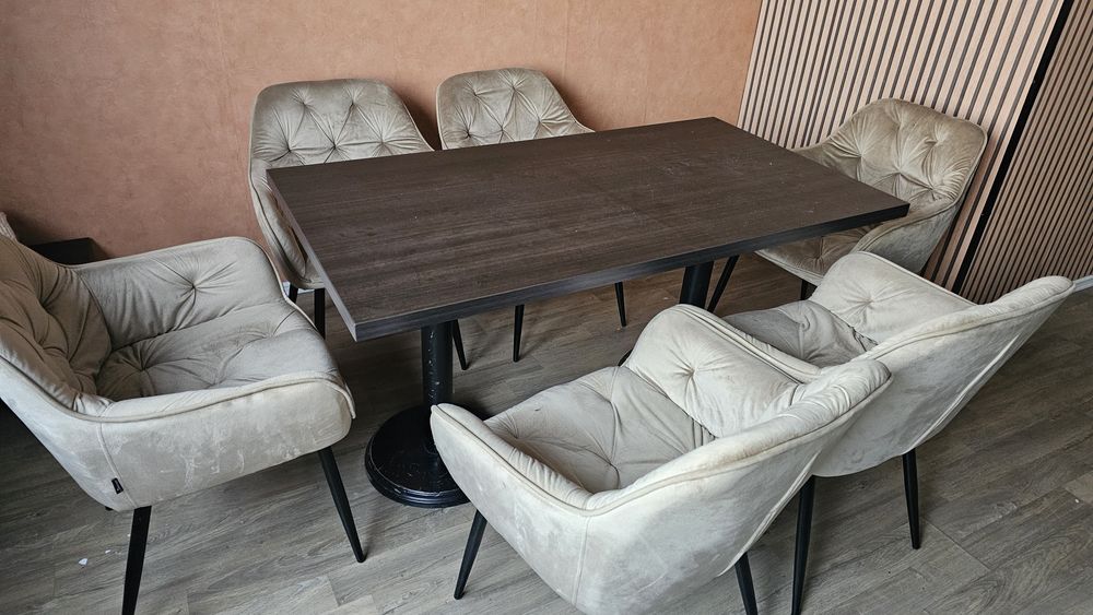 Mese bar ,pub , restaurant