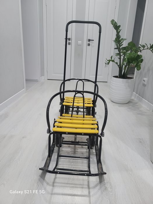 Продам санки для погодок