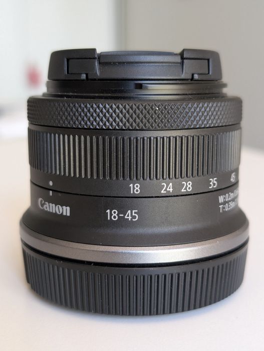 Canon EOS R100 Aparat Foto Mirrorless 24.1MP Kit cu Obiectiv RF-S 18-45mm IS STM nou