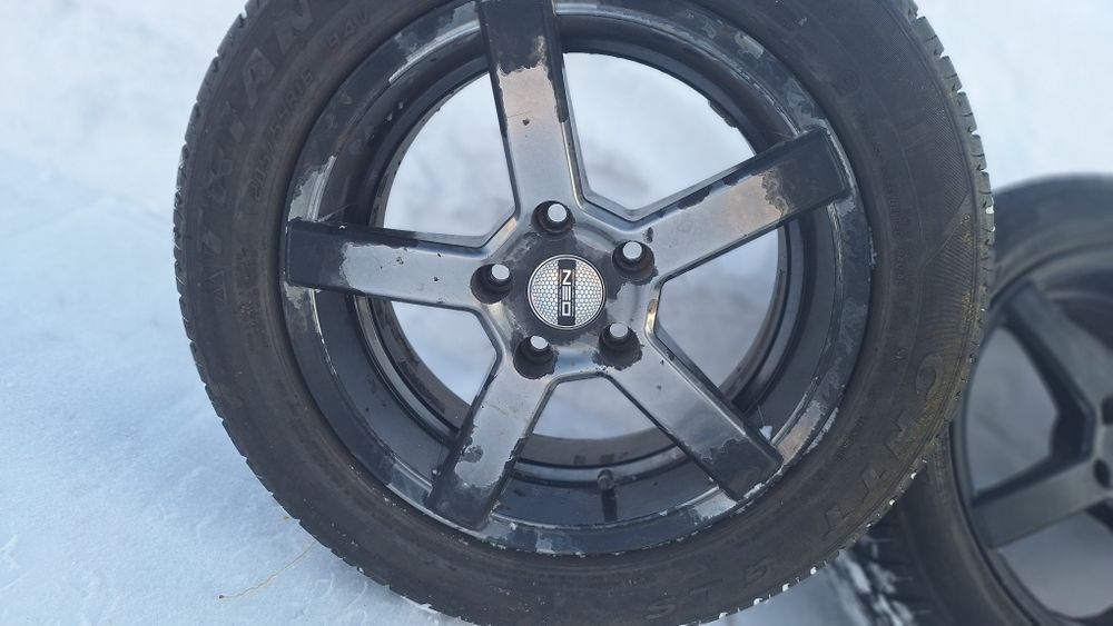Продам резину с дисками R 16