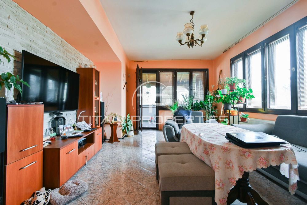 Продава се Къща в Костинброд - 314 кв.м за 1641 €/кв.м - Снимка #3