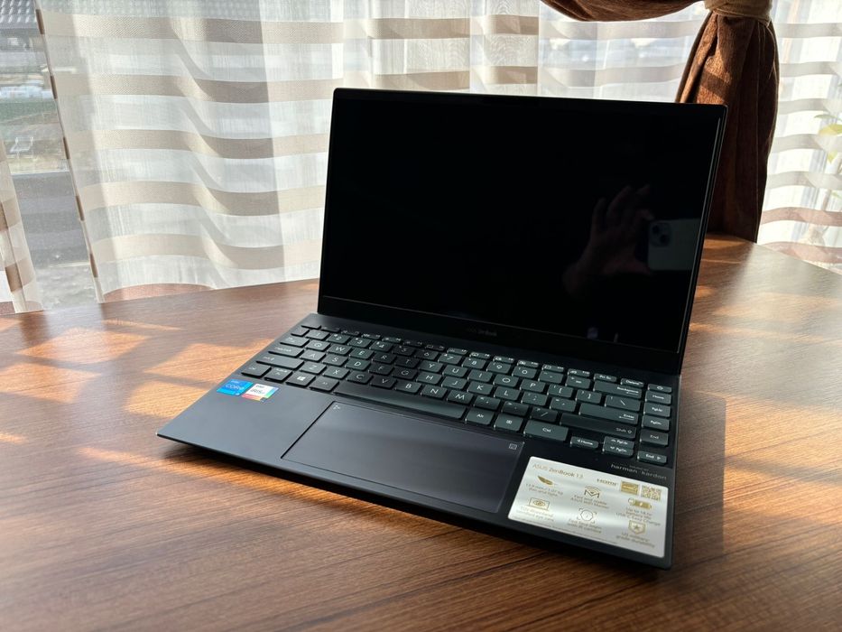 Laptop Asus Zenbook 13 OLED