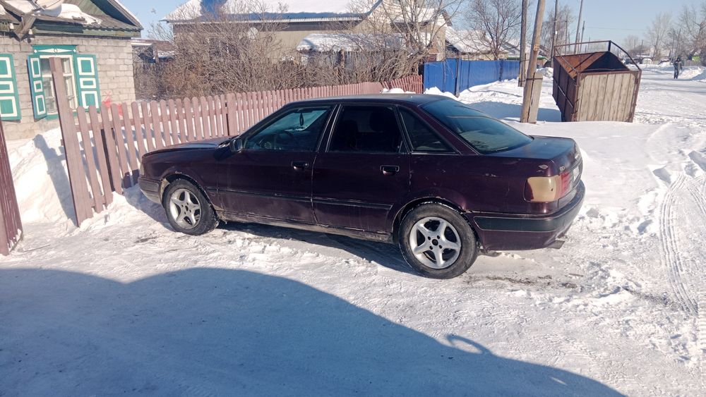 Срочно продам Ауди б4