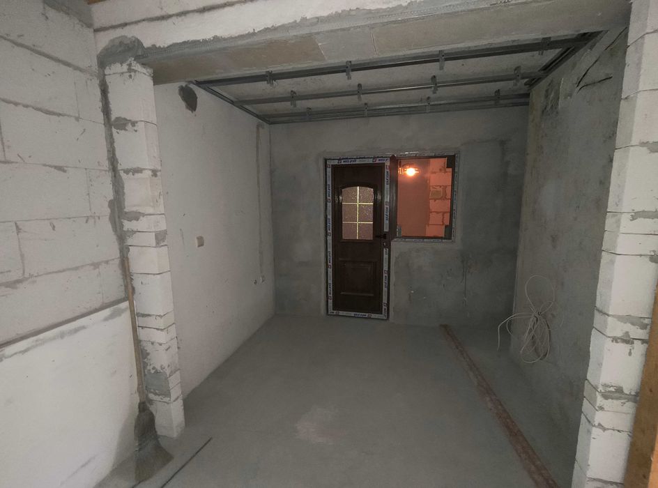 Продава се Двустаен апартамент в Стара Загора, Център - 57 кв.м за 1562 €/кв.м - Снимка #1