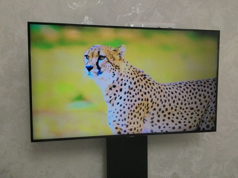 Samsung Orginal 43 smart 4K  TV android  sotiladi