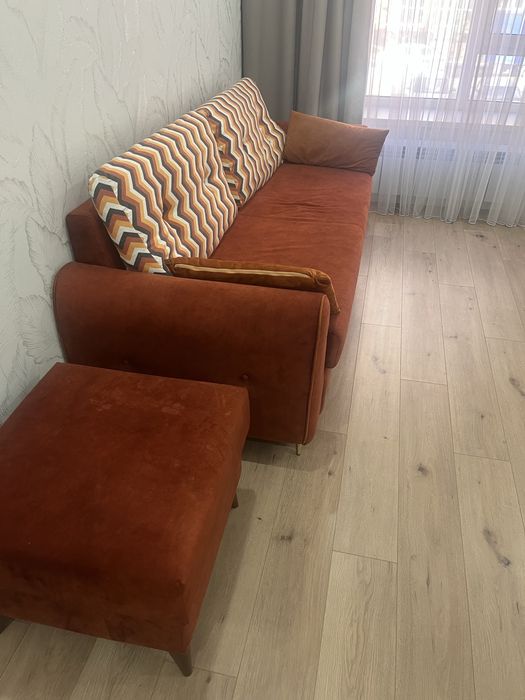 Продам б/у диван