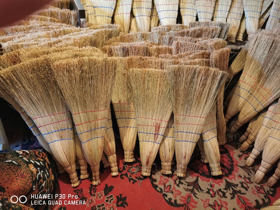 Качествени метли с дръжка и метлен клас