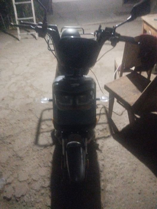 Drongo elektron skutr