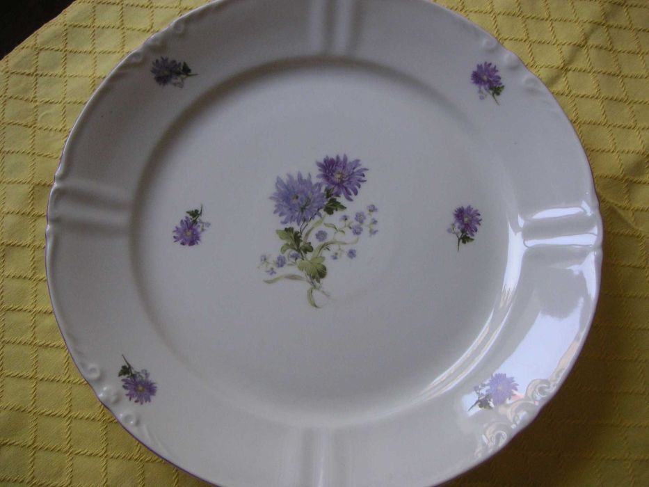 Сервиз Стъклени Чинийки Плата Сосиера Фруктиера Чаша Сет Табли