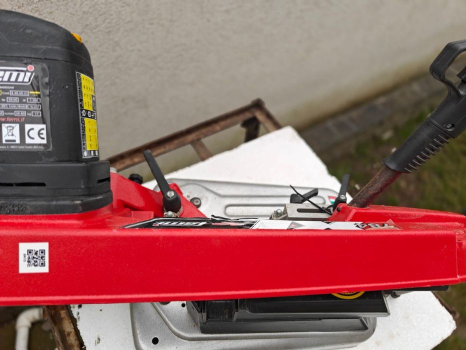 Fierastraie electric, Femi, model 784XL,