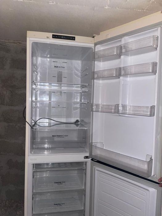 Холодильник LG Smart Inverter