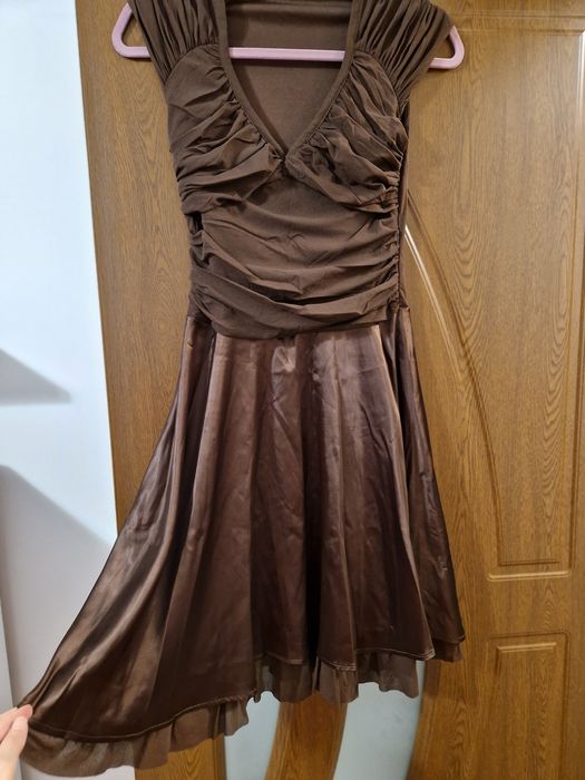 Rochie ocazie din saten maro