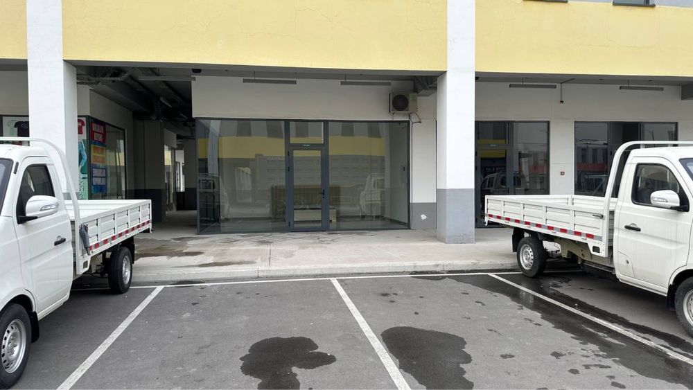 Ташкент Индех Бозорида 33 кв Магазин  Узок муддатга АРЕНДАГА Берилади.