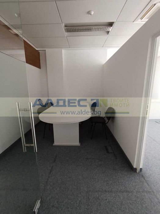 Дава се под наем Офис в София, Овча купел 2 - 237 кв.м за 2132 € - Снимка #3