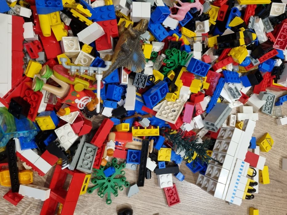 piese Lego... 7.5kg