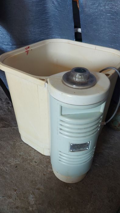 Продам стиральную машинку,,малютку,,