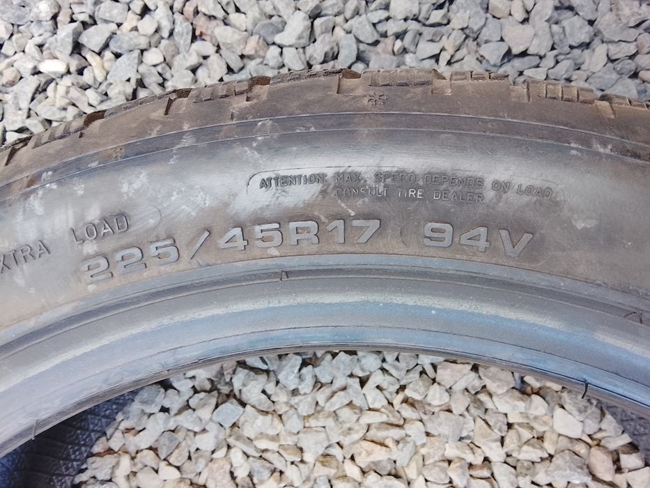 225 45 17. Goodyear. An 2023.