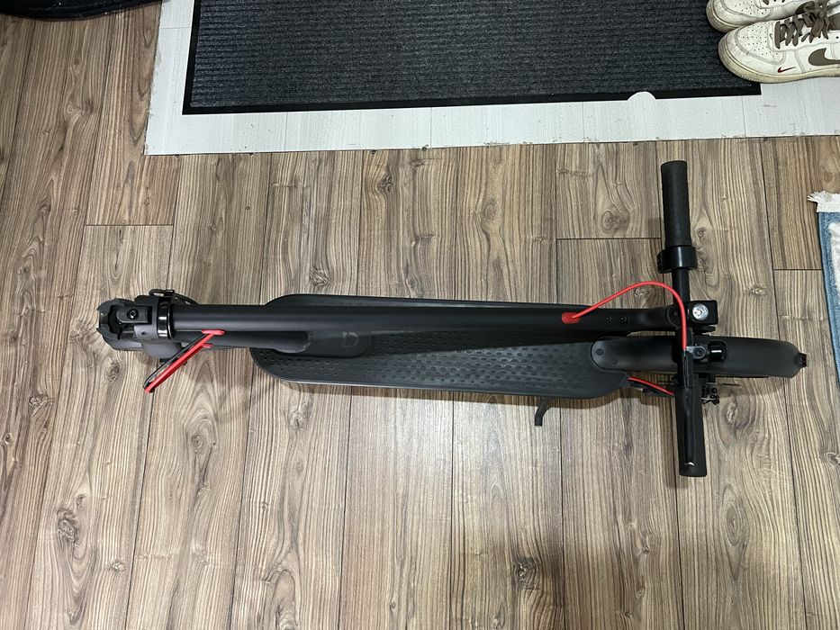 Самокат Xiaomi Mijia E-scooter M365