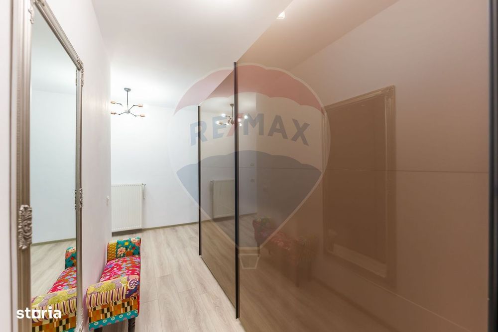 Apartament cu 2 camere,82 mp Arad Plaza