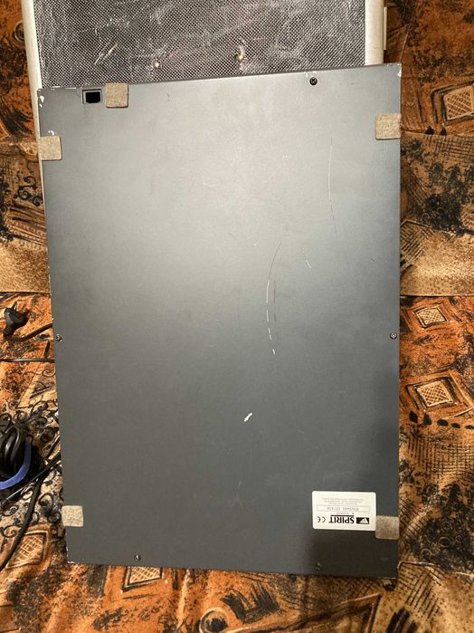 Mixer  Soundcraft Spirit F-1