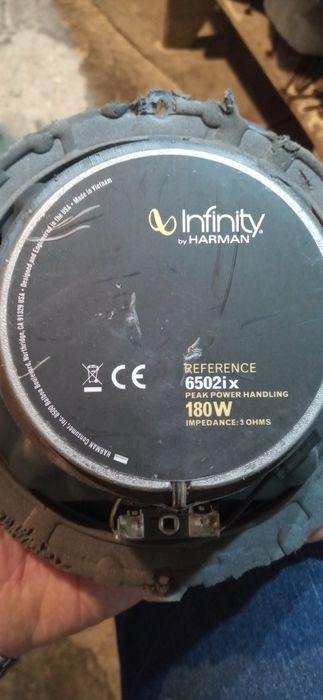 Продам автомобильные колонки infinity 180w