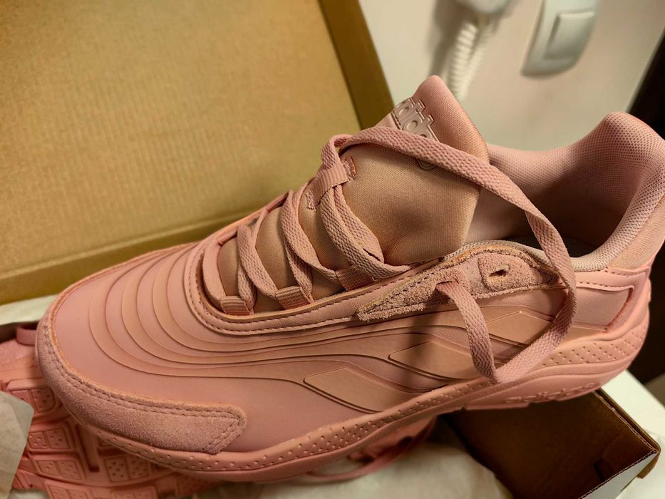 Нови Оригинални маратонки Adidas